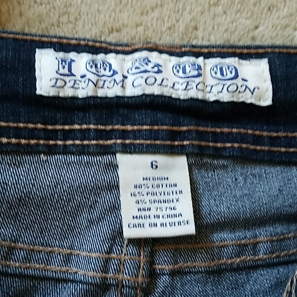 Capri Pants - Picture 6 of 6